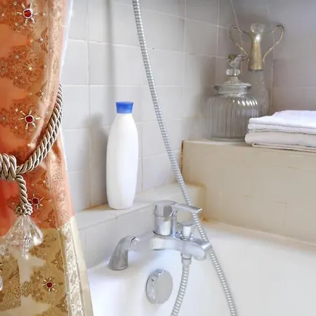 Chambre Doree Au Coeur De * Párizs