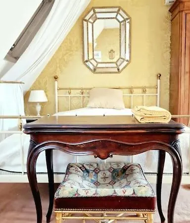 Chambre Doree Au Coeur De Apartman *